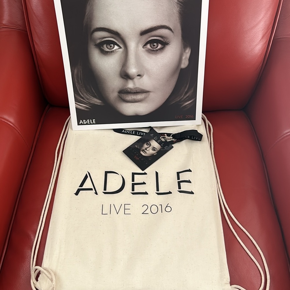 Adele 2016 VIP cloth backpack, poster, and VIP lanyard pass. Pristine!